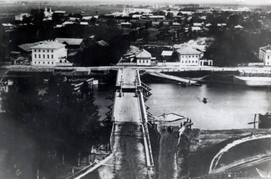 Актуально как никогда: «Архив 100х100» рассказывает, как обстояли дела с мостами 100 лет назад
